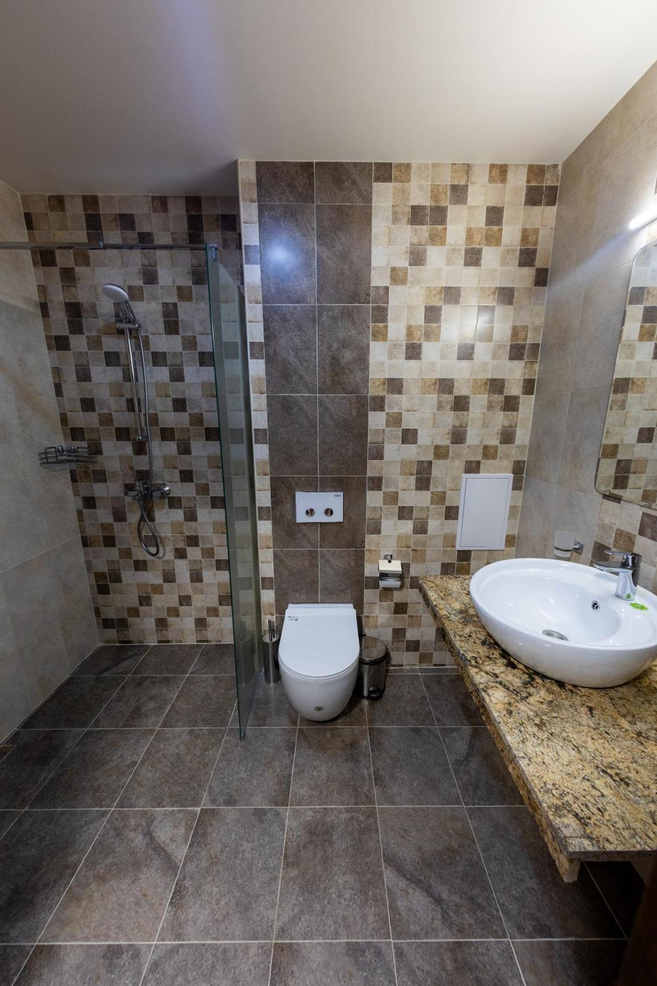 City Plaza Botevgrad Eksteriør bilde