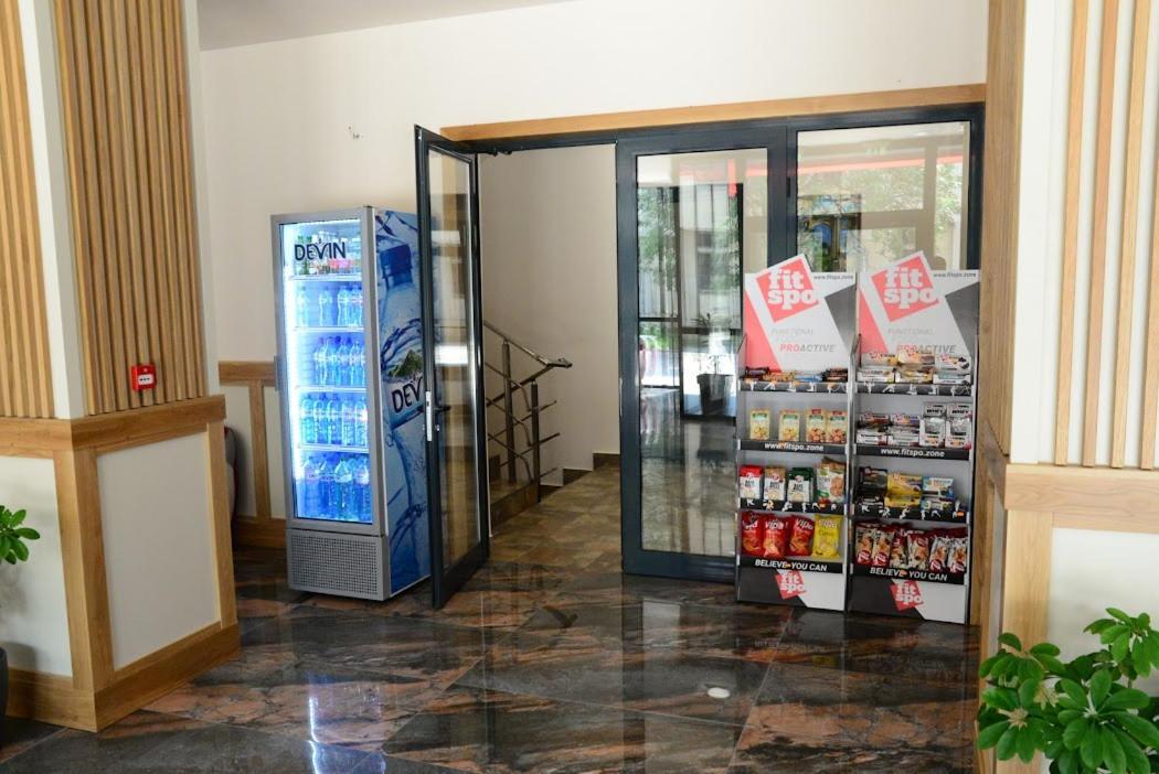 City Plaza Botevgrad Eksteriør bilde