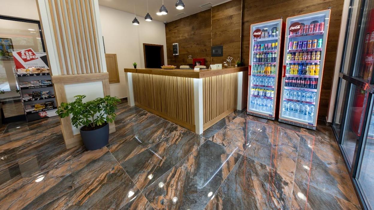 City Plaza Botevgrad Eksteriør bilde